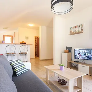  Apartman Kostijal